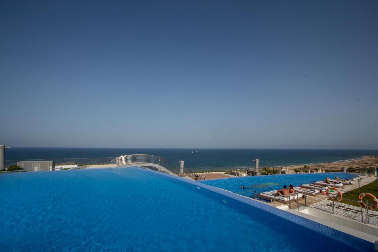 Infinity Luxury Sea View Apartment With Private Garden Arenales del Sol Exterior photo