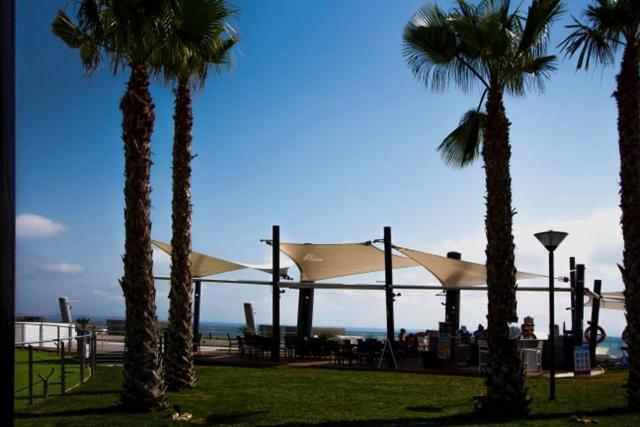 Infinity Luxury Sea View Apartment With Private Garden Arenales del Sol Exterior photo